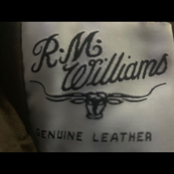 R.M.Williams Leather Hobo Bag - Picture 4 of 8